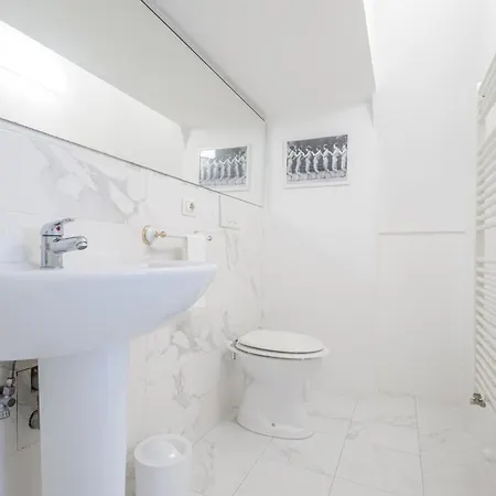 Mandarina Private Pool Apartment