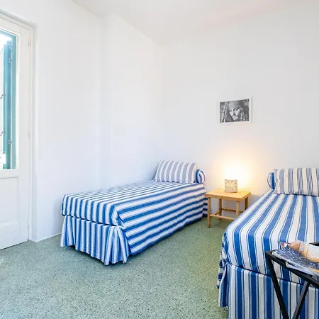 Apartment Mandarina Private Pool