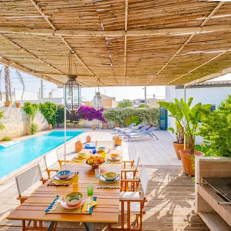 Mandarina Private Pool *