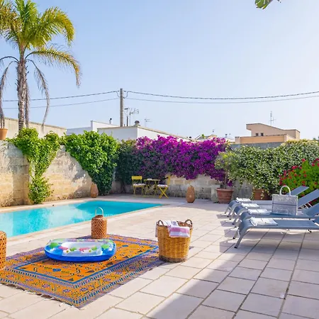 Mandarina Private Pool Appartement