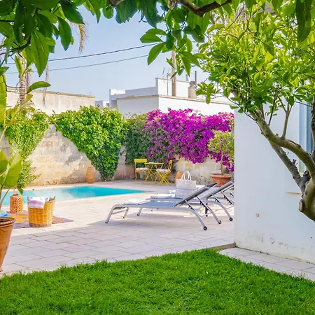 Appartement Mandarina Private Pool Diso